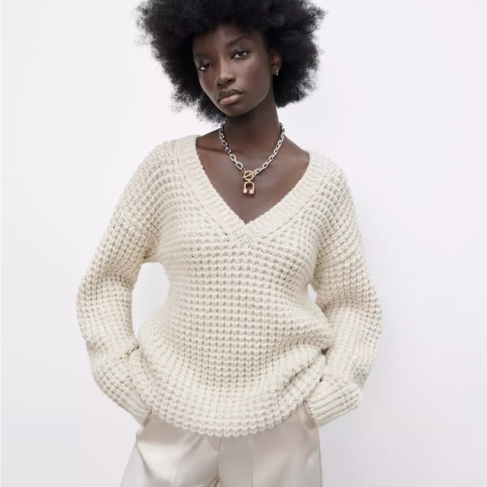 Zara S Cozy Cream V-Neck Sweater